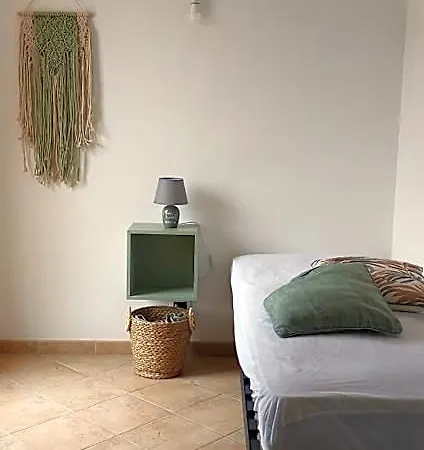 Apartament Valelyhouse